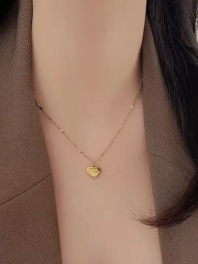 Love printed heart necklace