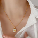 Pearl Butterfly necklace Gold