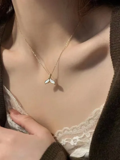 Pearl fish pendant necklace