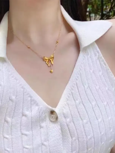 Big Bow drops pendant