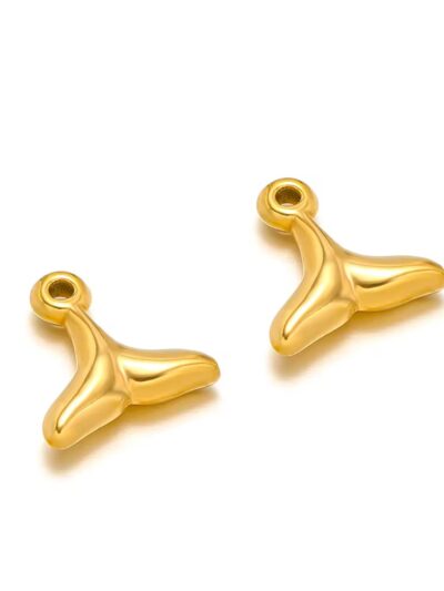 Fish tail charm 15*15mm