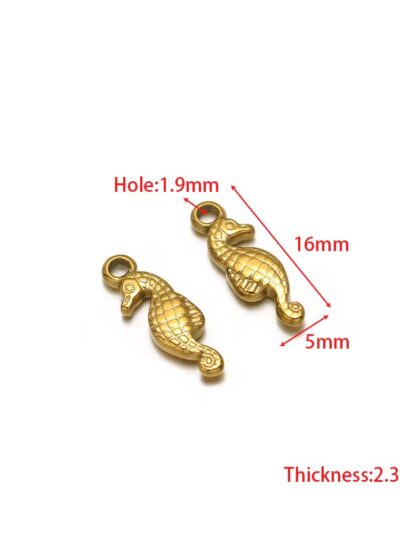 Mini sea-horse charm
