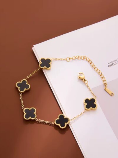 Clover regular bracelets black
