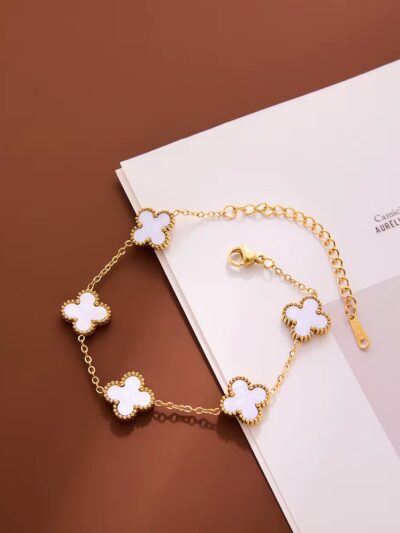 Clover regular bracelets white