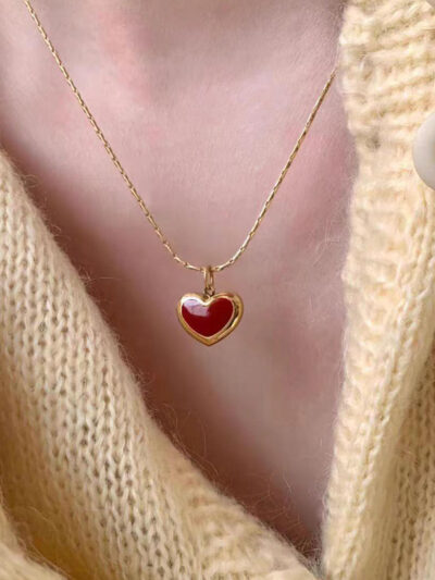 Mia Sweetheart Necklace in Red