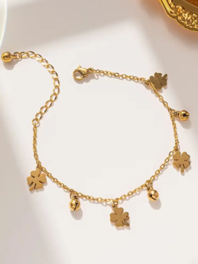 Four clover dtops bracelets,