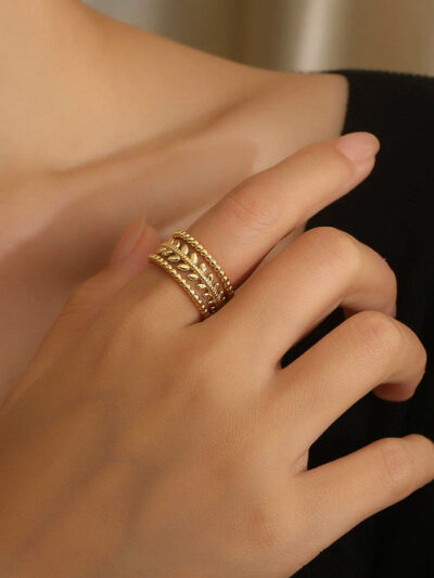 Layered leafy Ring