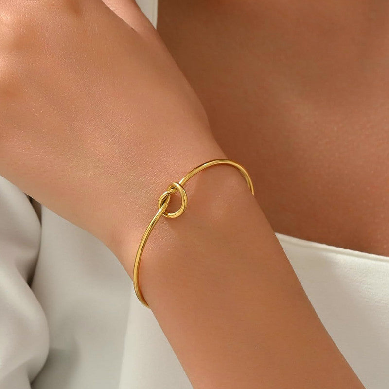 Knotted Cuff Bracelet with Ball closure - Image 9